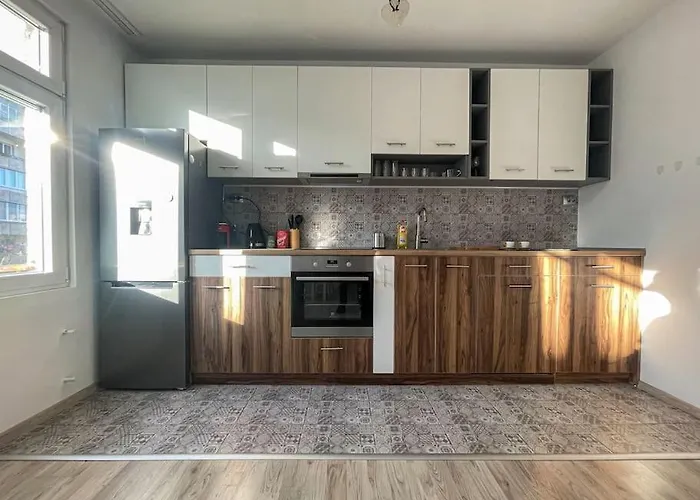 A Flat For A Great Start *