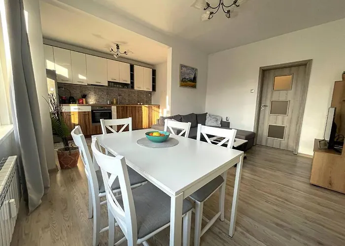 A Flat For A Great Start * 索菲亞