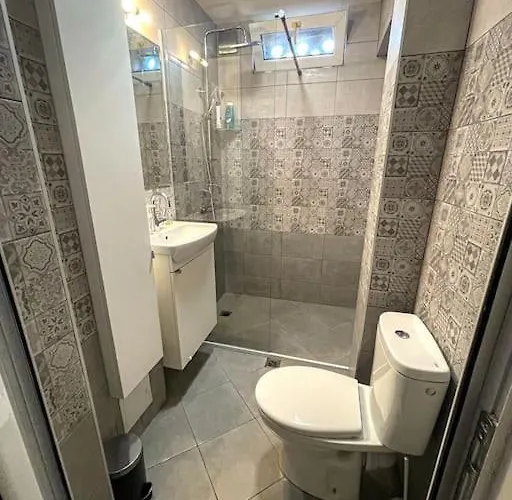 A Flat For A Great Start דירה